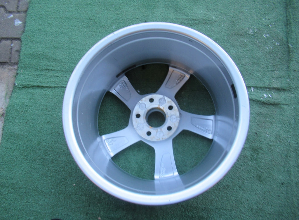 1x Alufelge 17 Zoll 7.5" 5x112 38ET Glanz Silber 8W0601025 Audi C7 A4 B9