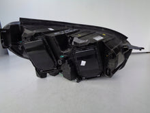 Laden Sie das Bild in den Galerie-Viewer, Frontscheinwerfer Opel Vivaro C Zafira Life 9832837680 Xenon Links Headlight