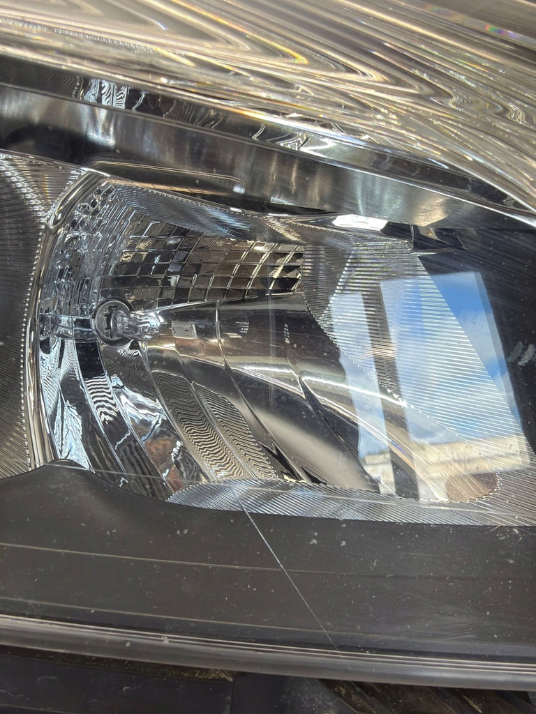 Frontscheinwerfer Mercedes-Benz W176 A1768200461 Rechts Scheinwerfer Headlight SCH9355413430fr
