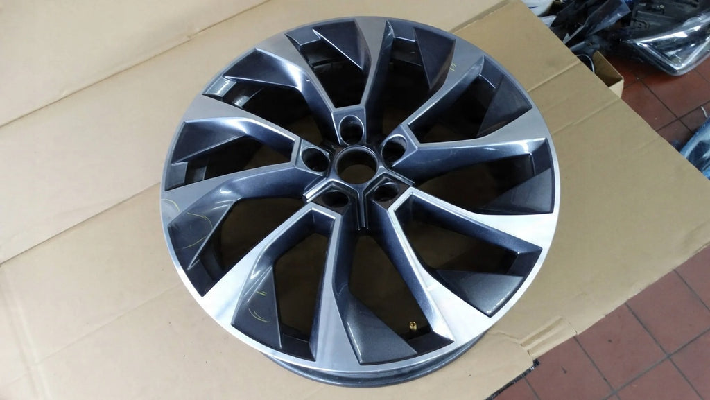 1x Alufelge 19 Zoll 565601025AJ Skoda Kodiaq Rim Wheel