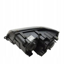 Load image into Gallery viewer, Frontscheinwerfer VW Transporter V 030125430200 7E1941016 Rechts Headlight SCH4692638196zs