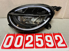Laden Sie das Bild in den Galerie-Viewer, Frontscheinwerfer Fiat 600 52207565 Full LED Links Scheinwerfer Headlight SCH1649056187bq