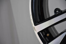 Laden Sie das Bild in den Galerie-Viewer, 1x Alufelge 18 Zoll 7.0&quot; 4x108 35ET Glanz Schwarz 9828186880 Peugeot Rim Wheel