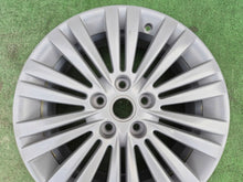 Laden Sie das Bild in den Galerie-Viewer, 1x Alufelge 17 Zoll 5x115 Opel Astra J Rim Wheel FEL6488478606pm