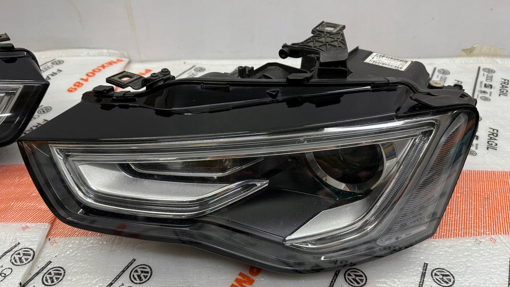 Frontscheinwerfer Audi A5 8T0941043C 8T0941044C Xenon Rechts oder Links SCH5429403461fg