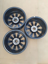 Load image into Gallery viewer, 3x Alufelge 18 Zoll 8.0&quot; 5x112 6874441 BMW G31 G30 Rim Wheel