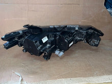 Laden Sie das Bild in den Galerie-Viewer, Frontscheinwerfer Mitsubishi Outlander III LED Links Scheinwerfer Headlight