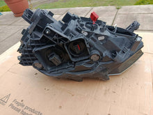 Laden Sie das Bild in den Galerie-Viewer, Frontscheinwerfer VW Passat B8 3G1941113A Links Scheinwerfer Headlight SCH4902758389vl
