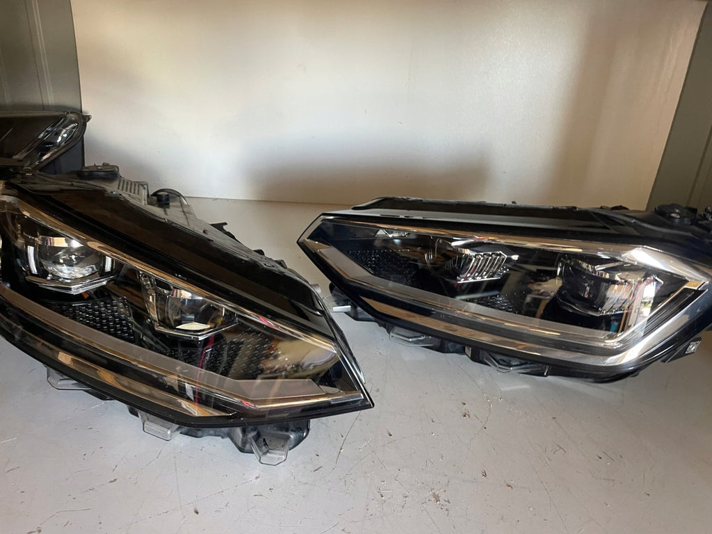 Frontscheinwerfer VW Golf Sportsvan 517941035C Ein Stück (Rechts oder Links) SCH5379279393dr