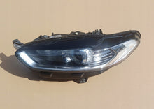 Laden Sie das Bild in den Galerie-Viewer, Frontscheinwerfer Ford Mondeo DS73-13W030-EA Links Scheinwerfer Headlight SCH3190045409tb