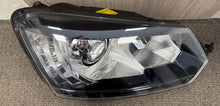 Load image into Gallery viewer, Frontscheinwerfer Skoda Yeti 5L1941016C Xenon Rechts Scheinwerfer Headlight SCH1666743750cp