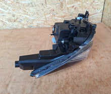 Laden Sie das Bild in den Galerie-Viewer, Frontscheinwerfer Mazda Cx5 KB8N51040K LED Ein Stück (Rechts oder Links)