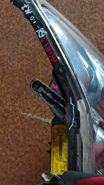 Frontscheinwerfer Toyota Auris Xenon Links Scheinwerfer Headlight
