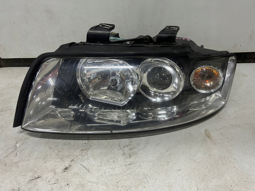 Frontscheinwerfer Audi A4 B6 8E0941003F Links Scheinwerfer Headlight