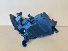 Laden Sie das Bild in den Galerie-Viewer, Frontscheinwerfer Renault Master 260607867R FALSE Scheinwerfer Headlight SCH6368557502hl