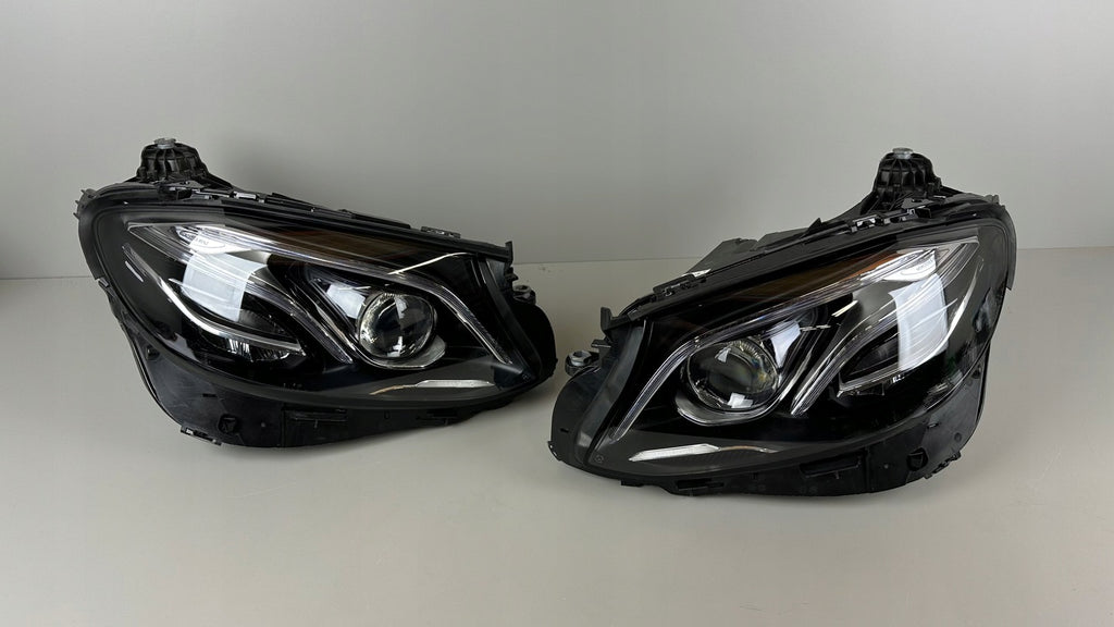 Frontscheinwerfer Mercedes-Benz W213 A2139062606KZ A2139062706 LED Ein Satz SCH4111055272xy