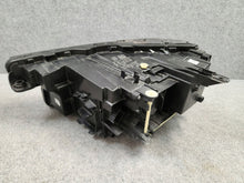 Laden Sie das Bild in den Galerie-Viewer, Frontscheinwerfer Audi E-Tron 89A941034 LED Rechts Scheinwerfer Headlight SCH6940195806rz