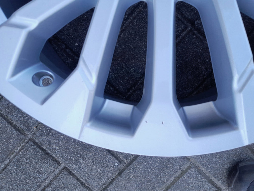1x Alufelge 19 Zoll 7.5" 5x114.3 40ET Glanz Silber PW457-42002 Toyota Rim Wheel FEL8508249376fy