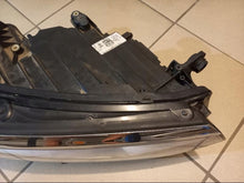 Laden Sie das Bild in den Galerie-Viewer, Frontscheinwerfer VW Passat B8 3G1941082P1 Rechts Scheinwerfer Headlight