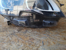 Laden Sie das Bild in den Galerie-Viewer, Frontscheinwerfer Peugeot Expert 9803572580 Rechts Scheinwerfer Headlight SCH9703546831qz