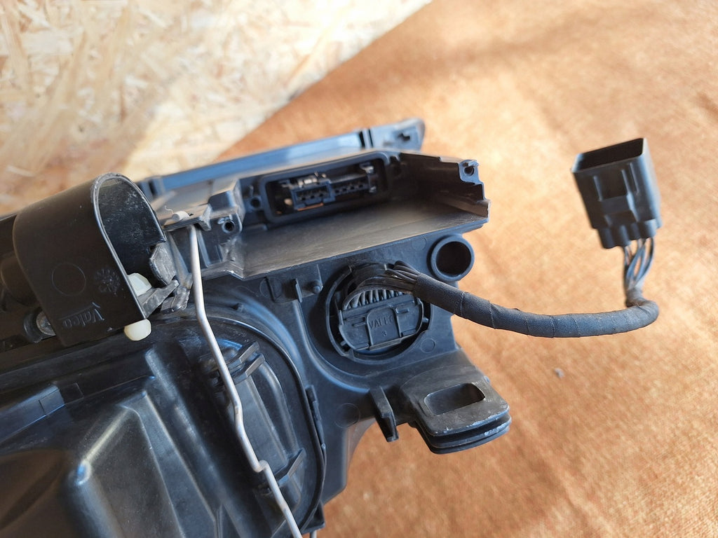 Frontscheinwerfer Volvo Xc60 I 30763136 Xenon Rechts Scheinwerfer Headlight SCH7174511923aa