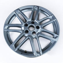 Load image into Gallery viewer, 1x Alufelge 18 Zoll 8S0601025BC Audi Tt Rim Wheel