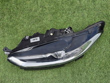 Laden Sie das Bild in den Galerie-Viewer, Frontscheinwerfer Ford Mondeo DS7313W030AE Links Scheinwerfer Headlight SCH4637075124aq