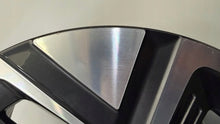 Laden Sie das Bild in den Galerie-Viewer, 1x Alufelge 17 Zoll 7.0" 5x114.3 50ET Glanz Graphit 52910-DD100 Hyundai Kona Mg FEL4080232684fq
