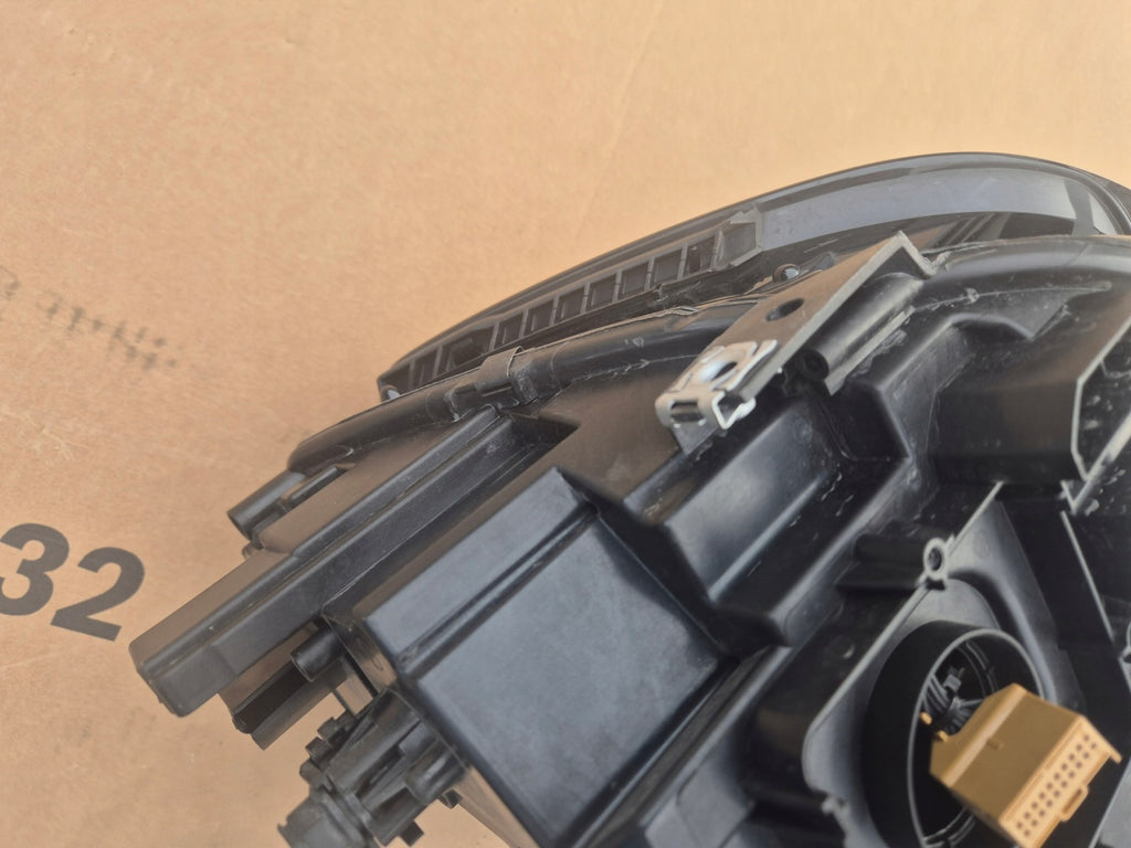 Frontscheinwerfer VW Tiguan 030110123212 LED Rechts Scheinwerfer Headlight SCH6848200318ia