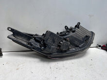 Laden Sie das Bild in den Galerie-Viewer, Frontscheinwerfer Hyundai I30 92101A6060 Links Scheinwerfer Headlight SCH3515562370yg