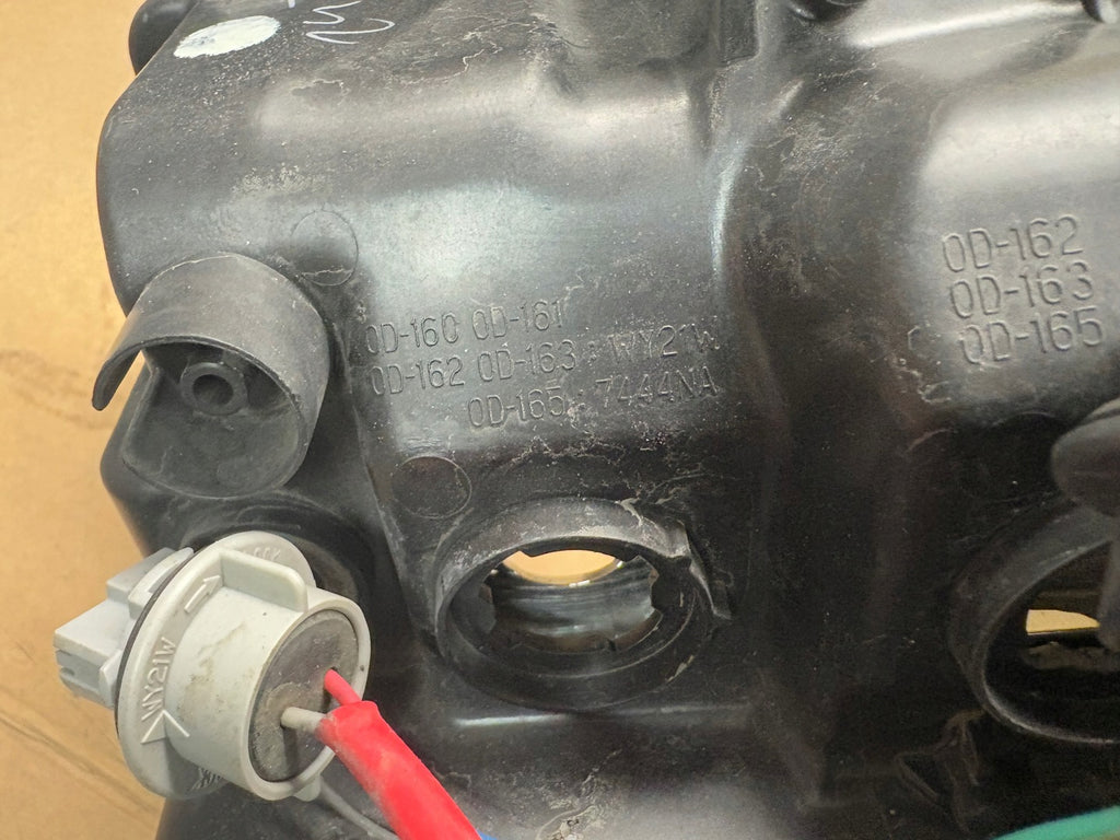 Frontscheinwerfer Toyota Yaris Rechts Scheinwerfer Headlight