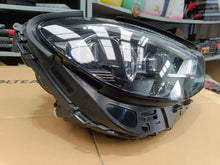 Laden Sie das Bild in den Galerie-Viewer, Frontscheinwerfer Mercedes-Benz W213 A2139066810 LED Rechts Headlight SCH1286898252id