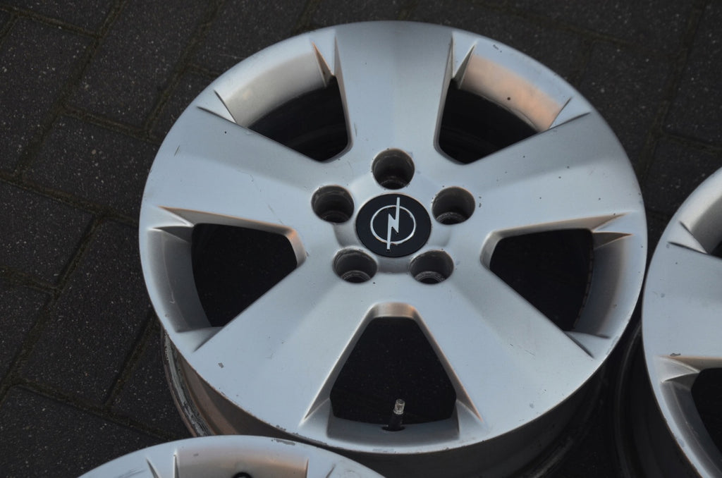 4x Alufelge 16 Zoll 6.5" 5x110 41ET Opel Astra H Zafira B Meriva Rim Wheel FEL7661163827bs