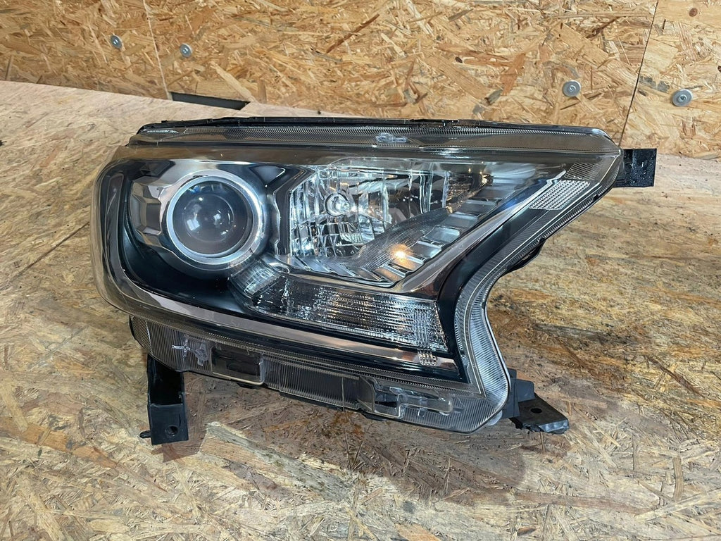 Frontscheinwerfer Ford Ranger A2048204439 030127028204 Xenon Rechts Headlight