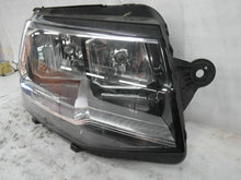 Laden Sie das Bild in den Galerie-Viewer, Frontscheinwerfer VW Transporter 7E1941006E Rechts Scheinwerfer Headlight