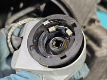 Laden Sie das Bild in den Galerie-Viewer, Frontscheinwerfer Mitsubishi Outlander II Xenon Links Scheinwerfer Headlight