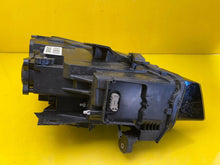 Laden Sie das Bild in den Galerie-Viewer, Frontscheinwerfer Audi Q2 81A941033 LED Ein Stück (Rechts oder Links) Headlight