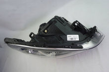 Load image into Gallery viewer, Frontscheinwerfer Volvo S60 V60 31299991 89905476 Xenon Rechts Headlight SCH8393389551ic