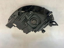 Laden Sie das Bild in den Galerie-Viewer, Frontscheinwerfer VW Id.3 10B941036D Rechts Scheinwerfer Headlight SCH5384802091fi