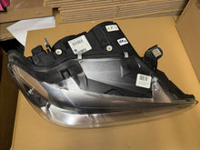 Load image into Gallery viewer, Frontscheinwerfer BMW F26 X3 F25 7400018-06 Rechts Scheinwerfer Headlight SCH6414329915vg
