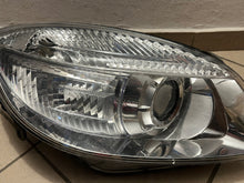 Laden Sie das Bild in den Galerie-Viewer, Frontscheinwerfer Skoda Fabia II Rechts Scheinwerfer Headlight