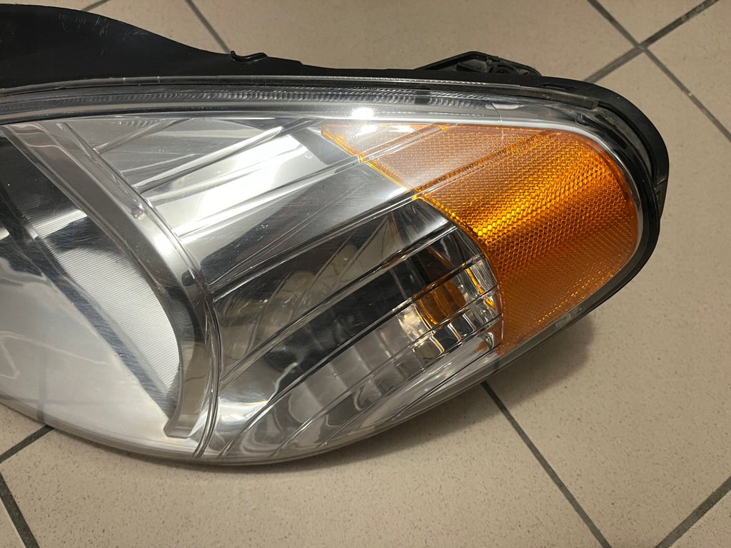 Frontscheinwerfer Hyundai Accent 92101-1E0000 Links Scheinwerfer Headlight