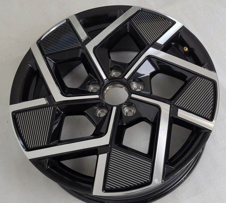 1x Alufelge 18 Zoll 7.0" 5x114.3 40ET Rim Wheel FEL4814615877ib