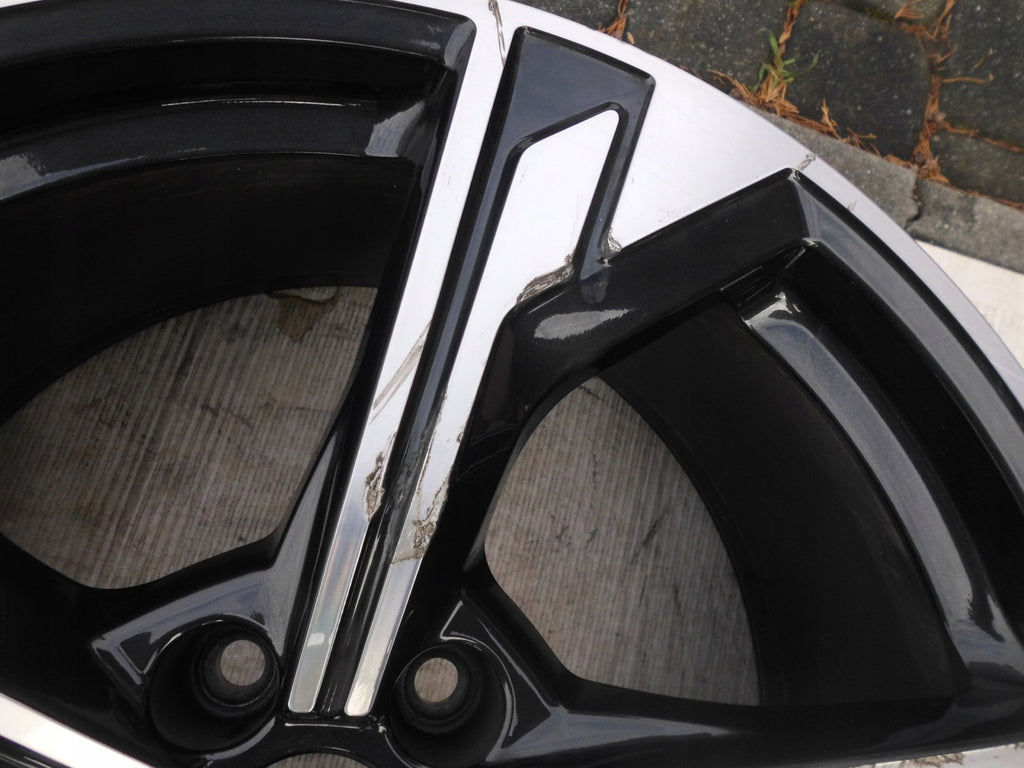 1x Alufelge 19 Zoll 8.5" 5x112 40ET Glanz Schwarz 8W0601025EM Audi A4 B9 FEL6661593448mq