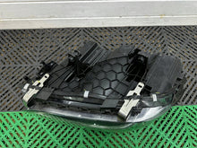 Laden Sie das Bild in den Galerie-Viewer, Frontscheinwerfer BMW X3 G01 G02 8739654-03 Vorderseite Scheinwerfer Headlight SCH3447521428tf