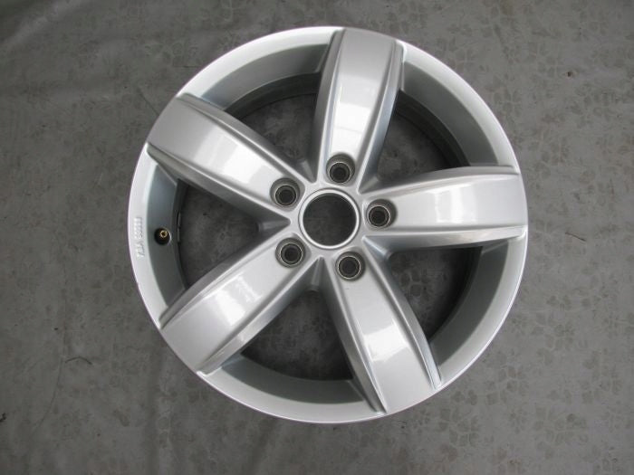 1x Alufelge 16 Zoll 6.0" 5x112 48ET Glanz Silber 5G0071469A VW Golf Vii