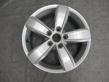 Laden Sie das Bild in den Galerie-Viewer, 1x Alufelge 16 Zoll 6.0&quot; 5x112 48ET Glanz Silber 5G0071469A VW Golf Vii