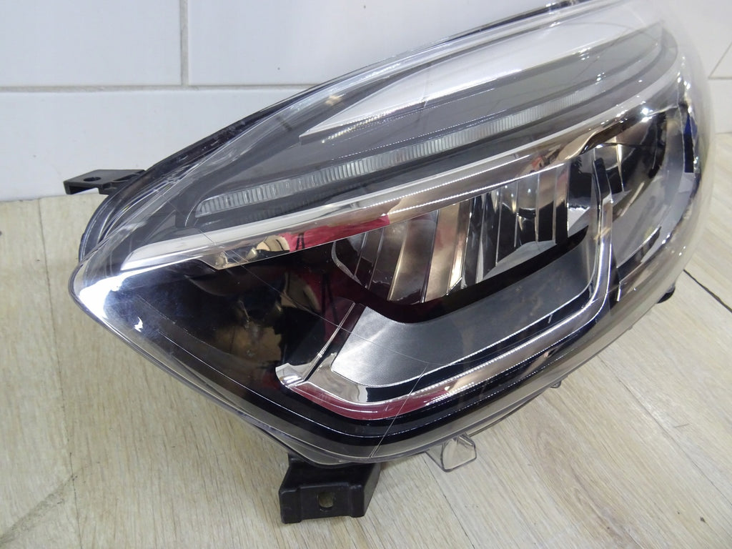 Frontscheinwerfer Renault Captur 260606159R Full LED Links Headlight SCH7250347468bn