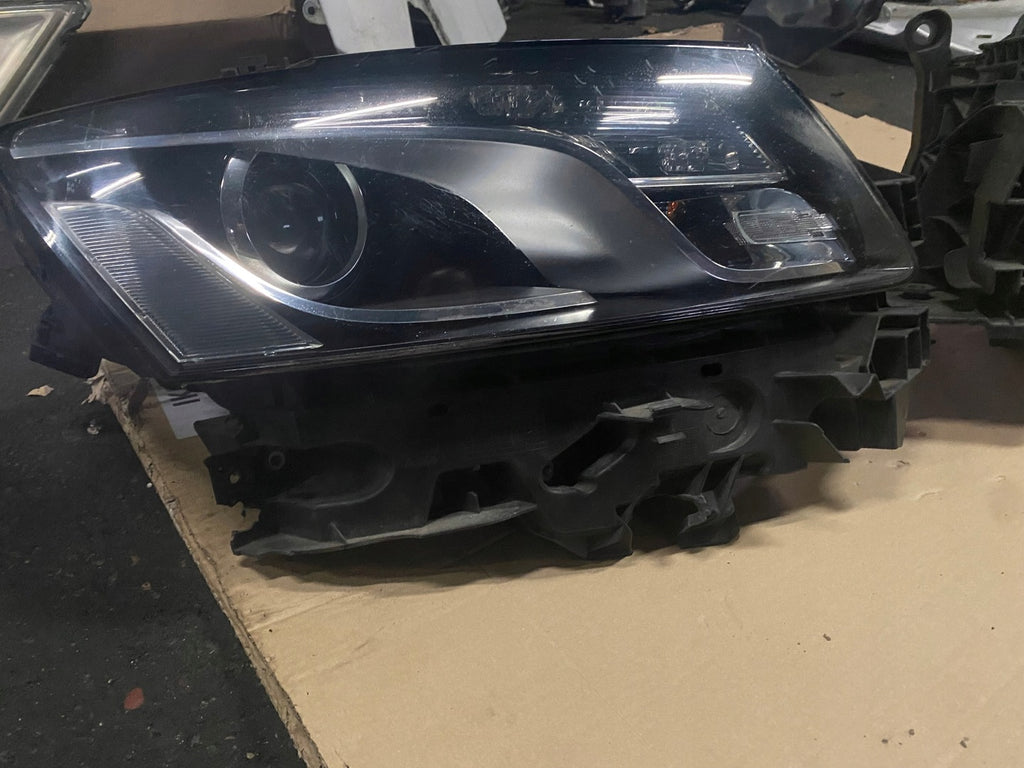 Frontscheinwerfer Audi Q5 8R0941003AF Ein Stück (Rechts oder Links) Headlight