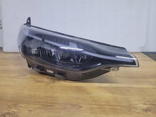 Laden Sie das Bild in den Galerie-Viewer, Frontscheinwerfer Ford Transit Custom PZ3113E014CB 149R0063600022920704 Rechts